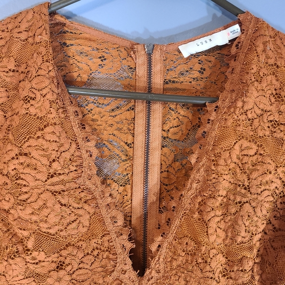 Lush Rust sexy lacy romper - Picture 5 of 6